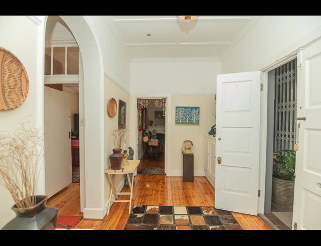 5 BEDROOM HOUSE FOR SALE IN ST GEORGES PARK